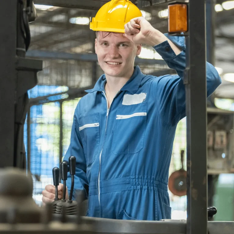 Operator wózka wysokiego składowania